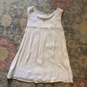 white dress casual top